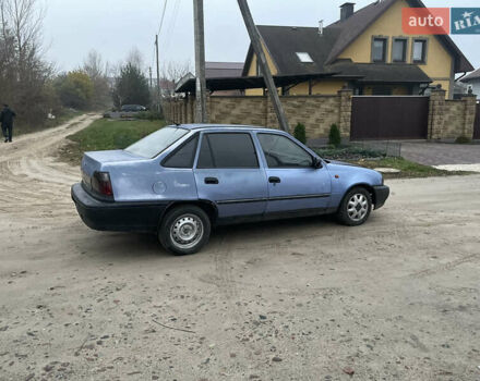Синий Дэу Нексия, объемом двигателя 1.5 л и пробегом 300 тыс. км за 699 $, фото 2 на Automoto.ua