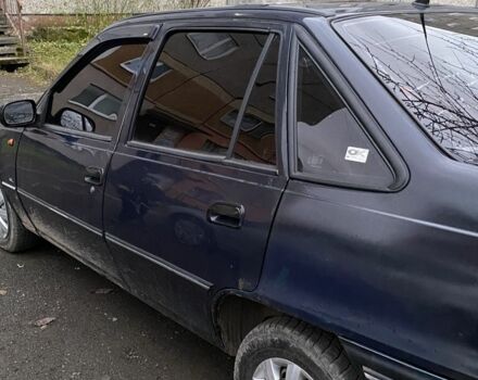 Синий Дэу Нексия, объемом двигателя 1.5 л и пробегом 1 тыс. км за 800 $, фото 1 на Automoto.ua