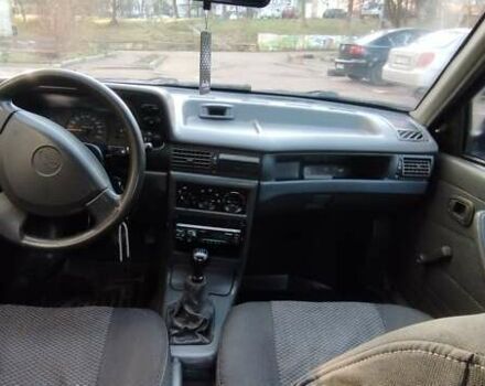 Синий Дэу Нексия, объемом двигателя 1.5 л и пробегом 218 тыс. км за 1480 $, фото 1 на Automoto.ua