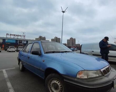 Синий Дэу Нексия, объемом двигателя 1.5 л и пробегом 130 тыс. км за 1500 $, фото 3 на Automoto.ua