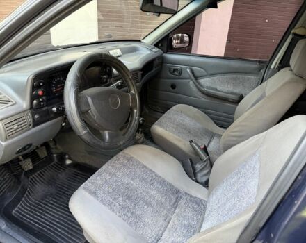 Синій Деу Нексія, об'ємом двигуна 1.6 л та пробігом 225 тис. км за 1700 $, фото 5 на Automoto.ua
