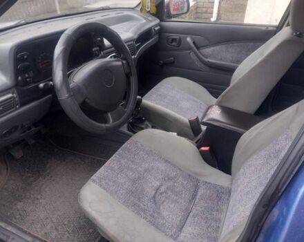 Синий Дэу Нексия, объемом двигателя 1.5 л и пробегом 189 тыс. км за 2400 $, фото 4 на Automoto.ua