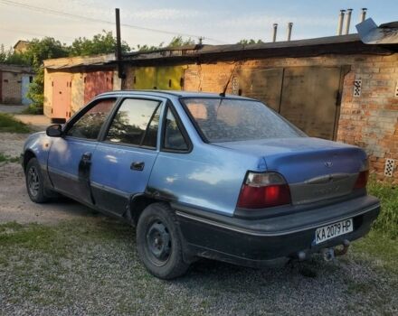 Синий Дэу Нексия, объемом двигателя 1.5 л и пробегом 140 тыс. км за 422 $, фото 6 на Automoto.ua