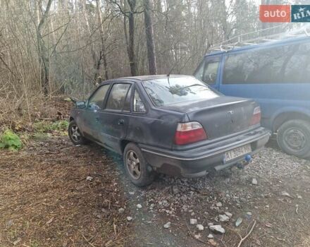 Синий Дэу Нексия, объемом двигателя 1.5 л и пробегом 300 тыс. км за 1800 $, фото 2 на Automoto.ua