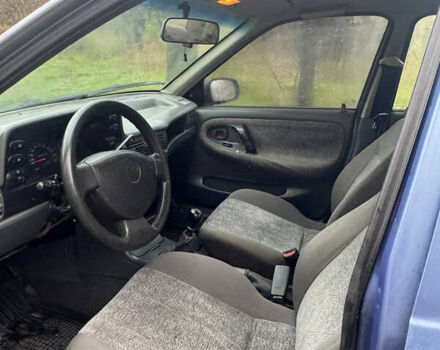 Синий Дэу Нексия, объемом двигателя 1.5 л и пробегом 230 тыс. км за 1050 $, фото 6 на Automoto.ua