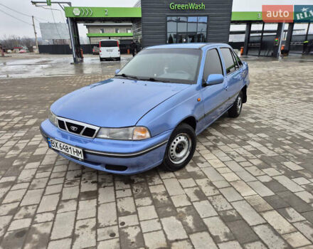 Синий Дэу Нексия, объемом двигателя 1.5 л и пробегом 242 тыс. км за 1999 $, фото 1 на Automoto.ua