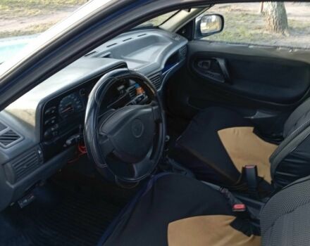 Синій Деу Нексія, об'ємом двигуна 1.5 л та пробігом 187 тис. км за 1233 $, фото 5 на Automoto.ua