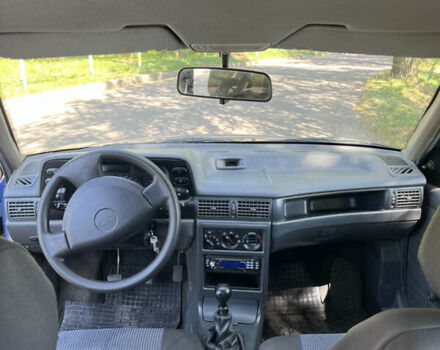 Синій Деу Нексія, об'ємом двигуна 1.5 л та пробігом 80 тис. км за 2100 $, фото 7 на Automoto.ua