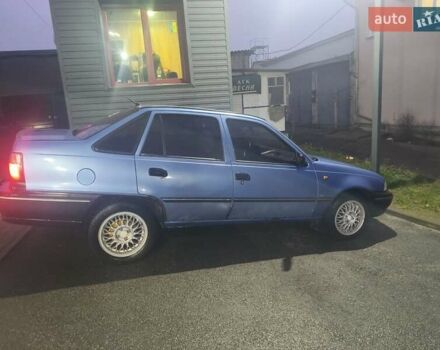 Синий Дэу Нексия, объемом двигателя 1.5 л и пробегом 300 тыс. км за 1600 $, фото 7 на Automoto.ua