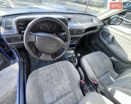 Деу Нексія 2007 у Кременчуге на Automoto.ua Синій Деу Нексія, об'ємом двигуна 1.5 л та пробігом 50 тис. км за 3200 $, фото 8 на Automoto.ua