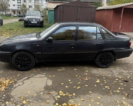 Синий Дэу Нексия, объемом двигателя 1.5 л и пробегом 175 тыс. км за 1300 $, фото 2 на Automoto.ua