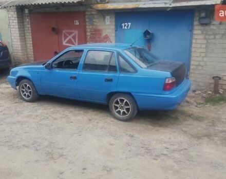 Синий Дэу Нексия, объемом двигателя 1.6 л и пробегом 200 тыс. км за 1600 $, фото 1 на Automoto.ua