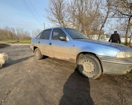 Синий Дэу Нексия, объемом двигателя 1.5 л и пробегом 3 тыс. км за 1400 $, фото 2 на Automoto.ua