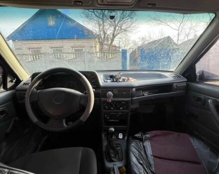 Синий Дэу Нексия, объемом двигателя 1.5 л и пробегом 3 тыс. км за 1400 $, фото 5 на Automoto.ua