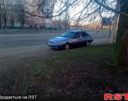 Синий Дэу Нексия, объемом двигателя 1.5 л и пробегом 250 тыс. км за 960 $, фото 5 на Automoto.ua