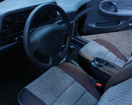 Синий Дэу Нексия, объемом двигателя 1.5 л и пробегом 106 тыс. км за 1800 $, фото 4 на Automoto.ua