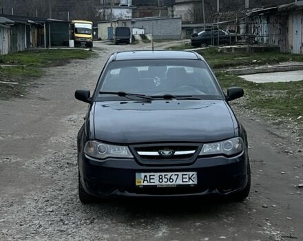 Синий Дэу Нексия, объемом двигателя 1.5 л и пробегом 250 тыс. км за 1400 $, фото 1 на Automoto.ua