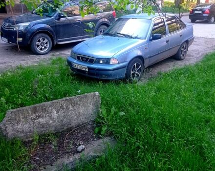 Синий Дэу Нексия, объемом двигателя 1.5 л и пробегом 250 тыс. км за 960 $, фото 2 на Automoto.ua