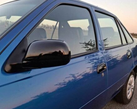 Синий Дэу Нексия, объемом двигателя 1.5 л и пробегом 117 тыс. км за 2500 $, фото 12 на Automoto.ua