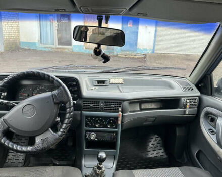 Синій Деу Нексія, об'ємом двигуна 1.5 л та пробігом 295 тис. км за 1000 $, фото 4 на Automoto.ua