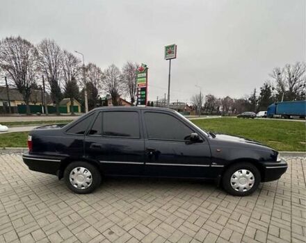 Синий Дэу Нексия, объемом двигателя 1.5 л и пробегом 90 тыс. км за 2800 $, фото 1 на Automoto.ua