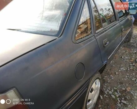 Синий Дэу Нексия, объемом двигателя 1.5 л и пробегом 200 тыс. км за 850 $, фото 1 на Automoto.ua