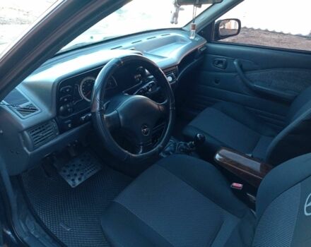 Синий Дэу Нексия, объемом двигателя 1.5 л и пробегом 150 тыс. км за 2400 $, фото 3 на Automoto.ua