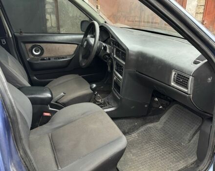 Синий Дэу Нексия, объемом двигателя 1.5 л и пробегом 777 тыс. км за 1750 $, фото 5 на Automoto.ua