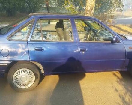 Синий Дэу Нексия, объемом двигателя 1.5 л и пробегом 260 тыс. км за 1700 $, фото 3 на Automoto.ua
