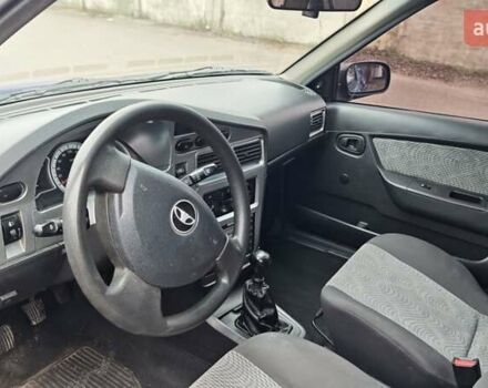 Синий Дэу Нексия, объемом двигателя 1.5 л и пробегом 146 тыс. км за 3000 $, фото 5 на Automoto.ua