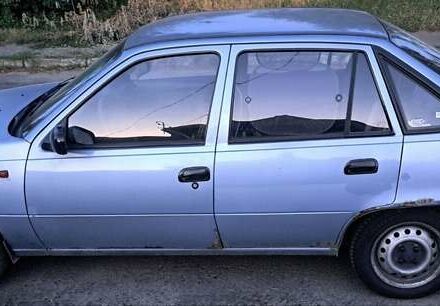 Синій Деу Нексія, об'ємом двигуна 1.5 л та пробігом 258 тис. км за 2700 $, фото 5 на Automoto.ua