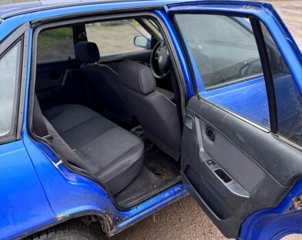 Синий Дэу Нексия, объемом двигателя 1.5 л и пробегом 200 тыс. км за 950 $, фото 7 на Automoto.ua