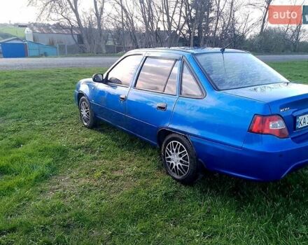 Синий Дэу Нексия, объемом двигателя 1.5 л и пробегом 250 тыс. км за 1200 $, фото 2 на Automoto.ua