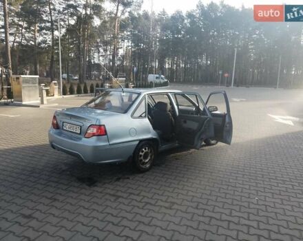 Синий Дэу Нексия, объемом двигателя 1.5 л и пробегом 80 тыс. км за 2000 $, фото 3 на Automoto.ua