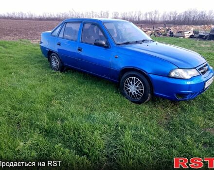 Синий Дэу Нексия, объемом двигателя 1.5 л и пробегом 250 тыс. км за 1200 $, фото 1 на Automoto.ua