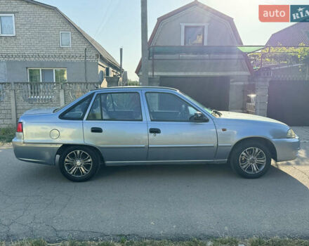 Синий Дэу Нексия, объемом двигателя 1.6 л и пробегом 200 тыс. км за 2250 $, фото 9 на Automoto.ua