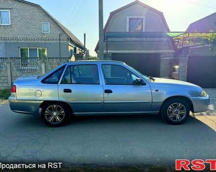 Синій Деу Нексія, об'ємом двигуна 1.6 л та пробігом 200 тис. км за 2400 $, фото 4 на Automoto.ua