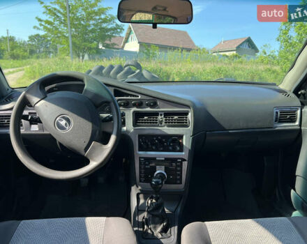 Синій Деу Нексія, об'ємом двигуна 1.5 л та пробігом 194 тис. км за 2750 $, фото 2 на Automoto.ua
