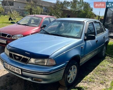 Синий Дэу Нексия, объемом двигателя 1.5 л и пробегом 200 тыс. км за 800 $, фото 1 на Automoto.ua