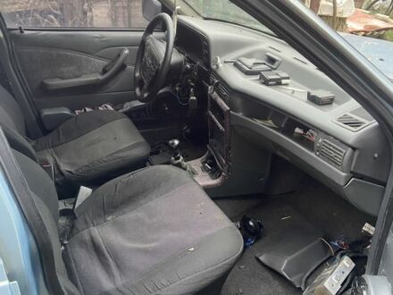 Синий Дэу Нексия, объемом двигателя 1.5 л и пробегом 276 тыс. км за 1000 $, фото 1 на Automoto.ua