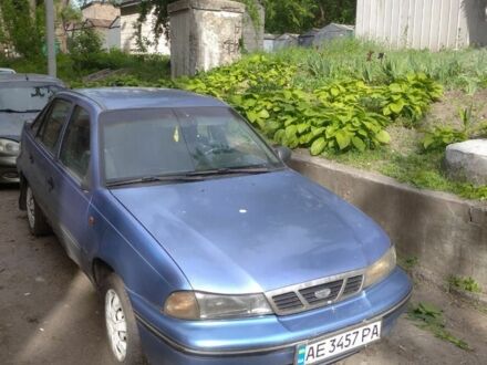 Дэу Нексия 2006 в Днепре (Днепропетровске) на Automoto.ua Синий Дэу Нексия, объемом двигателя 1.5 л и пробегом 300 тыс. км за 1500 $, фото 1 на Automoto.ua