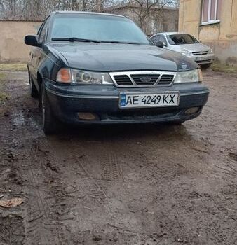 Синий Дэу Нексия, объемом двигателя 1.5 л и пробегом 160 тыс. км за 1200 $, фото 1 на Automoto.ua