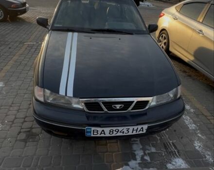 Синий Дэу Нексия, объемом двигателя 1.5 л и пробегом 150 тыс. км за 700 $, фото 1 на Automoto.ua