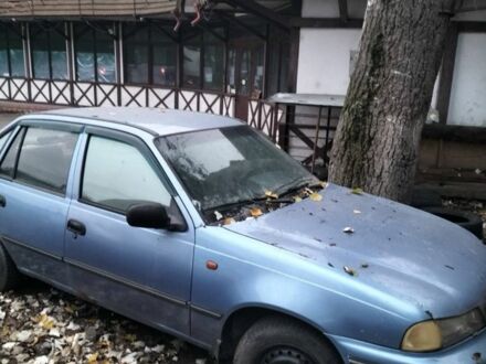 Синий Дэу Нексия, объемом двигателя 1.5 л и пробегом 186 тыс. км за 950 $, фото 1 на Automoto.ua