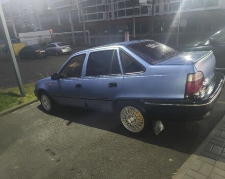 Синий Дэу Нексия, объемом двигателя 1.5 л и пробегом 300 тыс. км за 1600 $, фото 1 на Automoto.ua