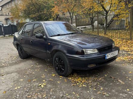 Синий Дэу Нексия, объемом двигателя 1.5 л и пробегом 175 тыс. км за 950 $, фото 1 на Automoto.ua