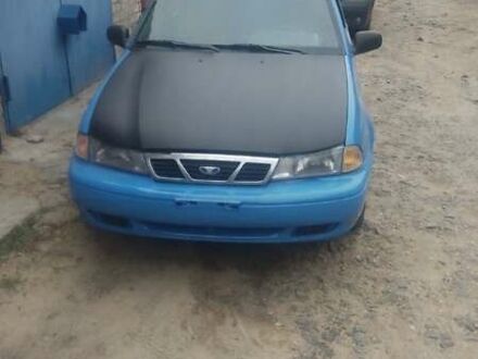 Синий Дэу Нексия, объемом двигателя 1.6 л и пробегом 200 тыс. км за 1600 $, фото 1 на Automoto.ua