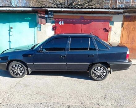 Синий Дэу Нексия, объемом двигателя 1.5 л и пробегом 150 тыс. км за 2400 $, фото 1 на Automoto.ua