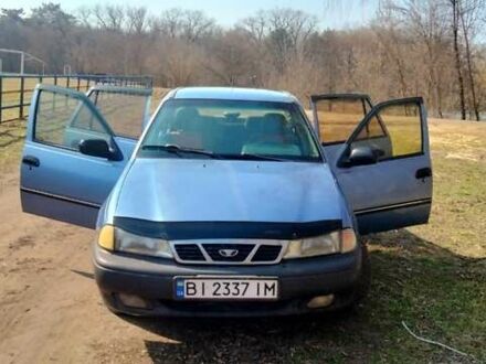 Деу Нексія 2008 у Онуфриевке на Automoto.ua Синій Деу Нексія, об'ємом двигуна 1.5 л та пробігом 312 тис. км за 1500 $, фото 1 на Automoto.ua