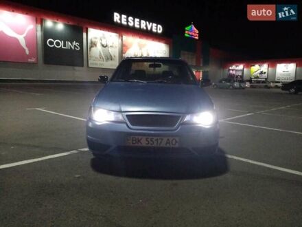 Синий Дэу Нексия, объемом двигателя 1.5 л и пробегом 350 тыс. км за 1500 $, фото 1 на Automoto.ua